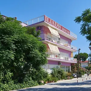  Apartman Iliadis House